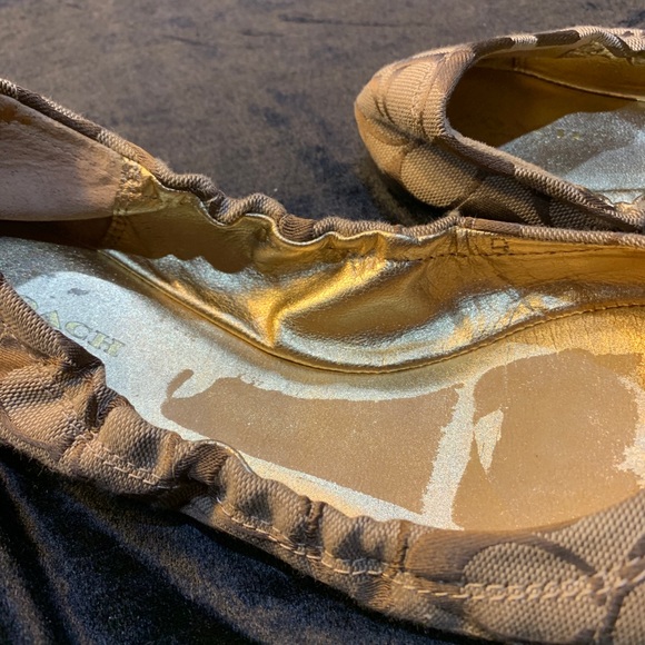 Coach Signature flats. Sz 7.5 Never worn NH6 - Picture 10 of 16